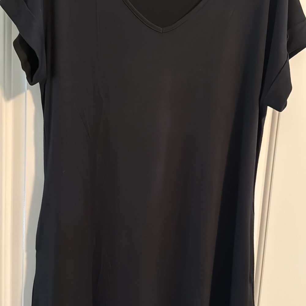 Elegant Black V-Neck Women's Top